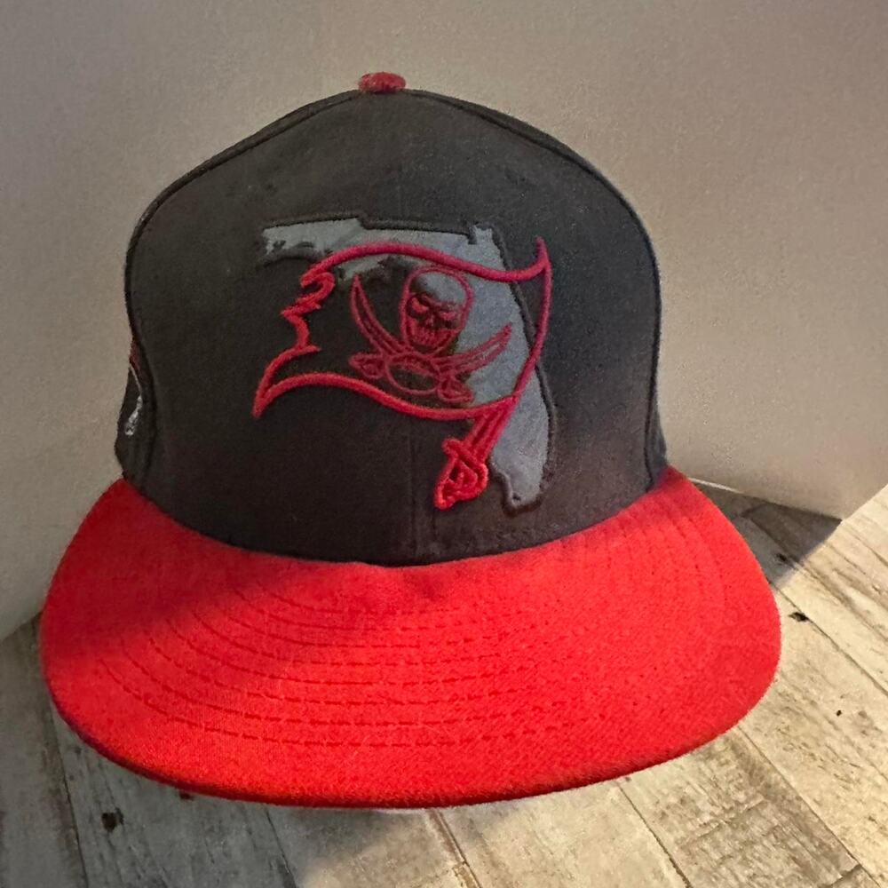 Tampa Bay NFL Buccaneers Hat Size 7 1/2